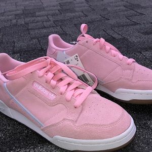 Pink women’s Adidas continental 80 sneakers